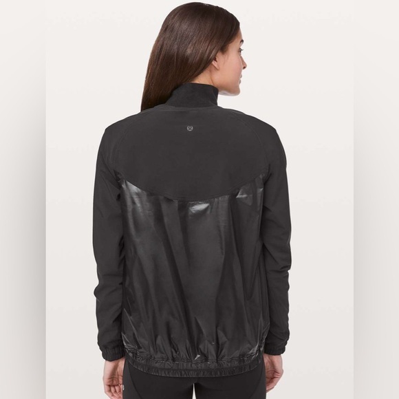 lululemon athletica Jackets & Blazers - Lululemon All Roads Half 1/2 Zip Black Pullover Jacket Windbreaker Like New Sz 6
